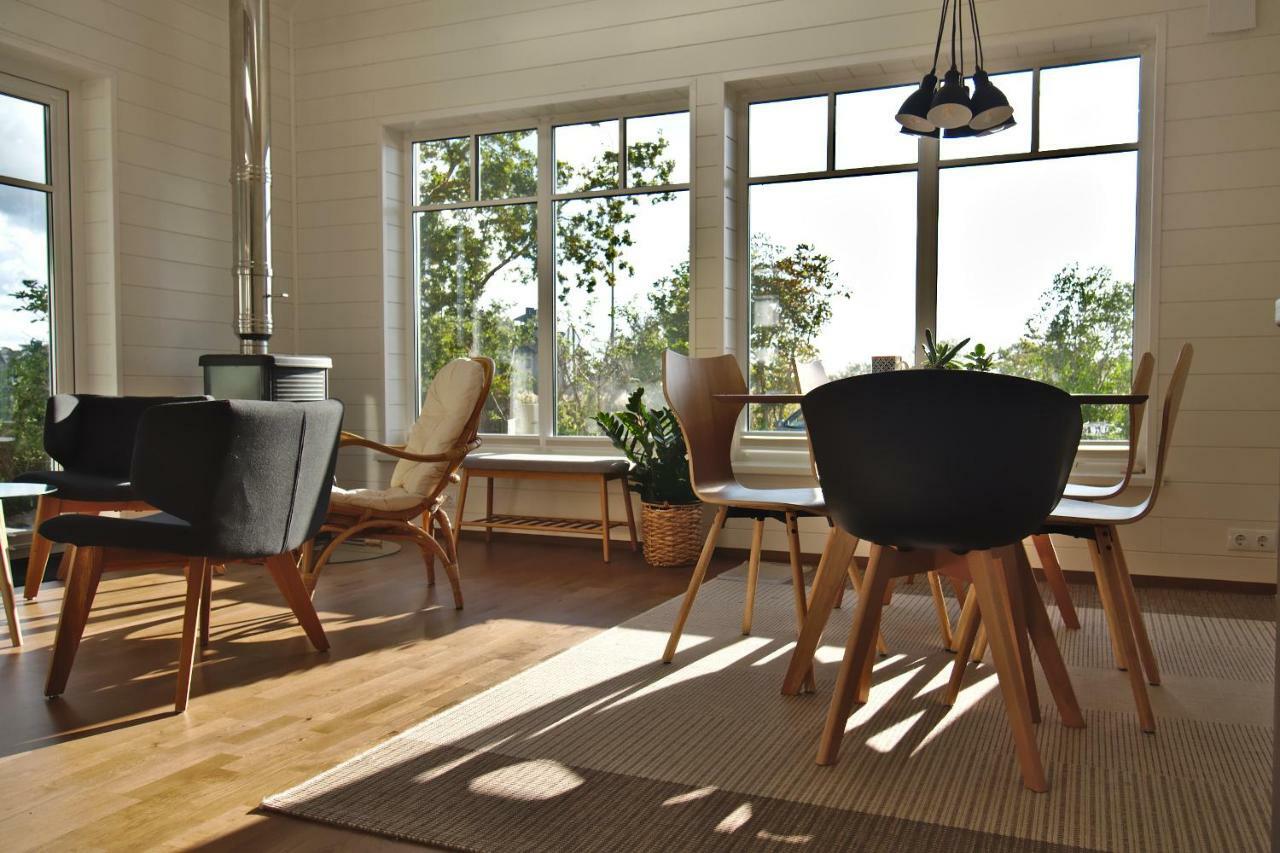 Holmi Maja Villa Hapsal Exteriör bild