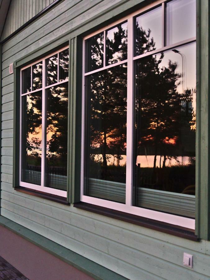 Holmi Maja Villa Hapsal Exteriör bild